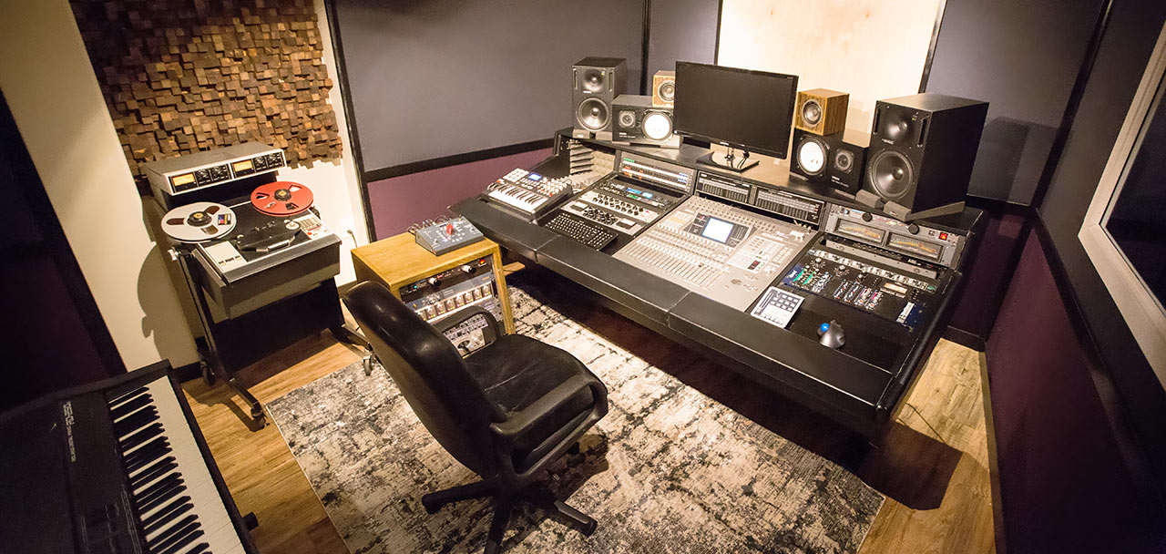 Studio Tour Mix11 Studios